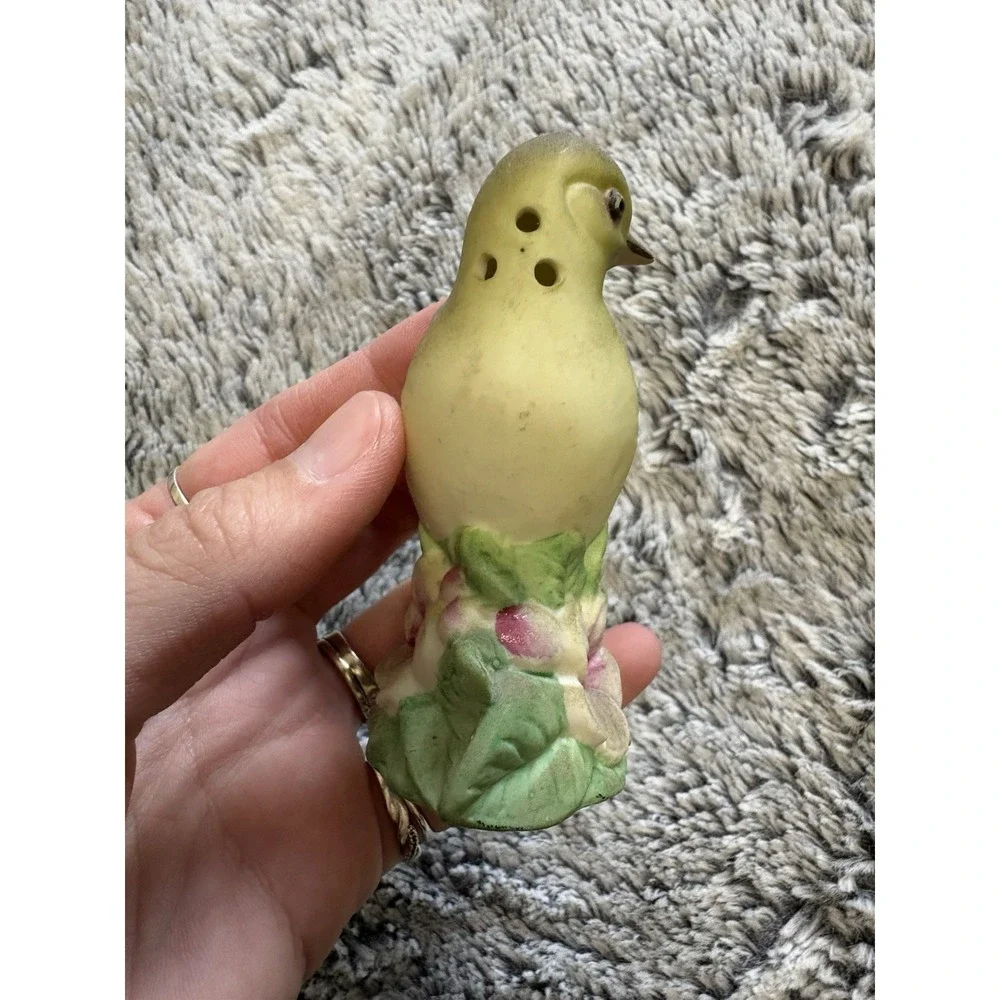 Vintage‎ 1970s Set Blue And Yellow Bird Salt Pepper Shaker Set Ceramic